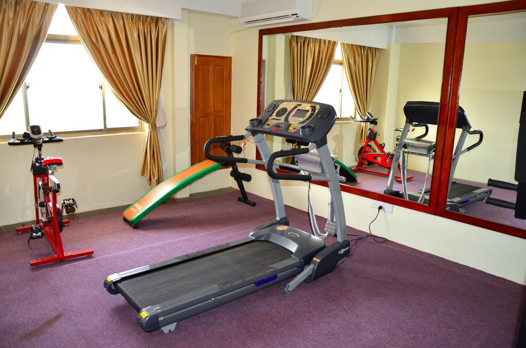 Hotel Shwe Htee ,